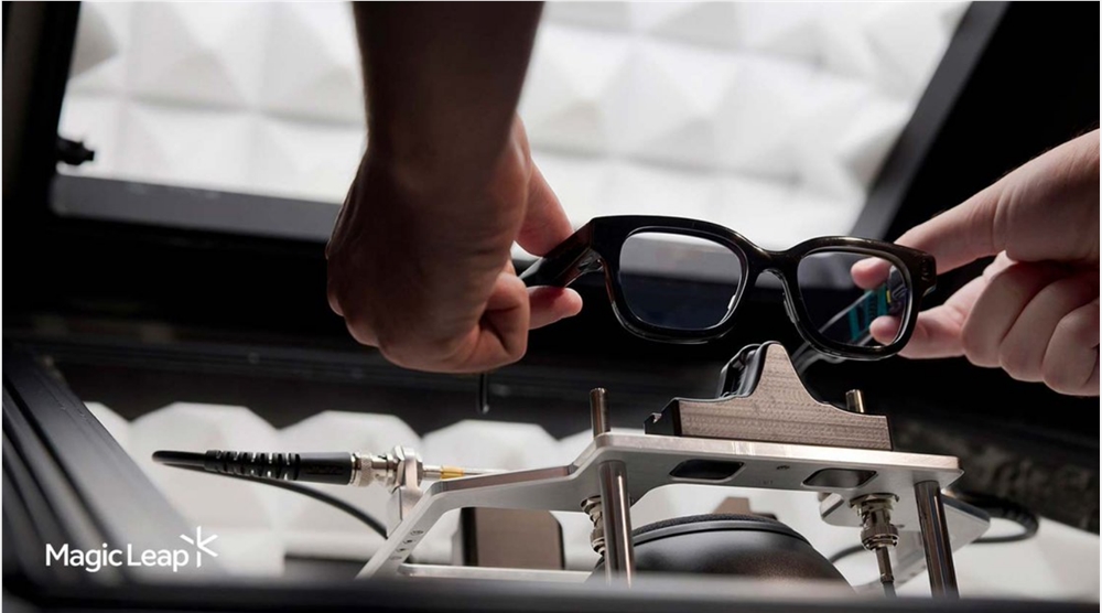 Magic Leap and Google Partner Again for Next-Gen AR Glasses
