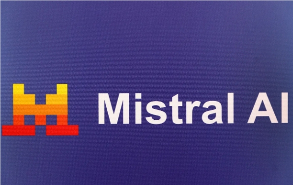 Mistral新一代语音转文本模型树立速度与隐私新标杆
