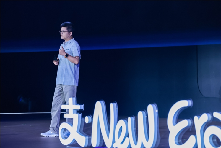 Ant Group CEO Unveils AI Payment Revolution for the Agent Economy